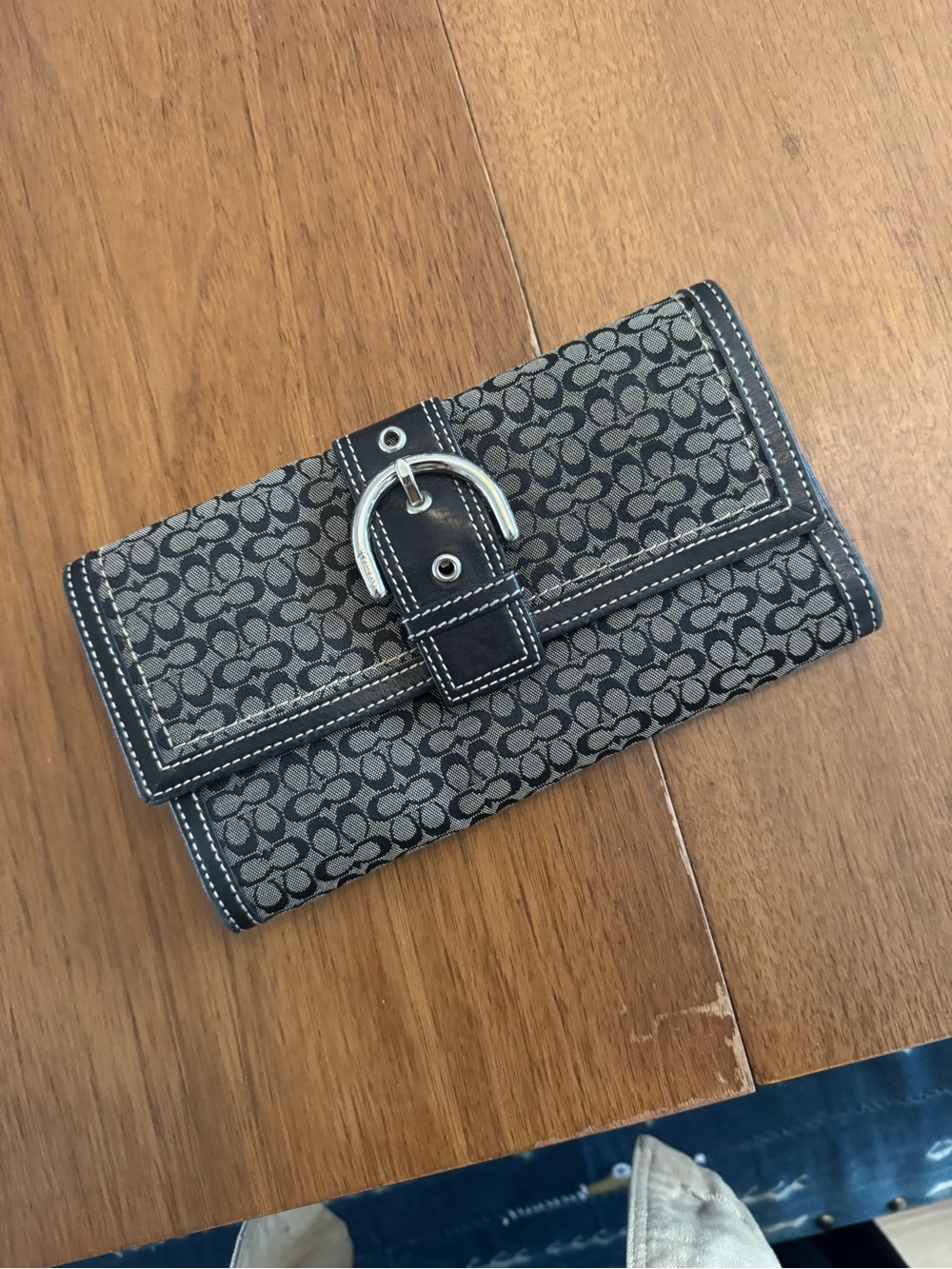 Coach SoHo Signature TriFold Wallet